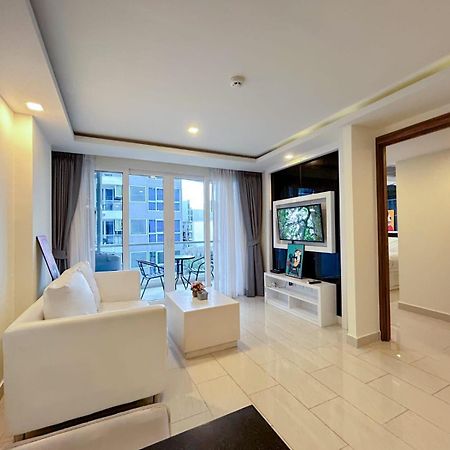 Grand Avenue Residence Condominium Паттая Екстер'єр фото