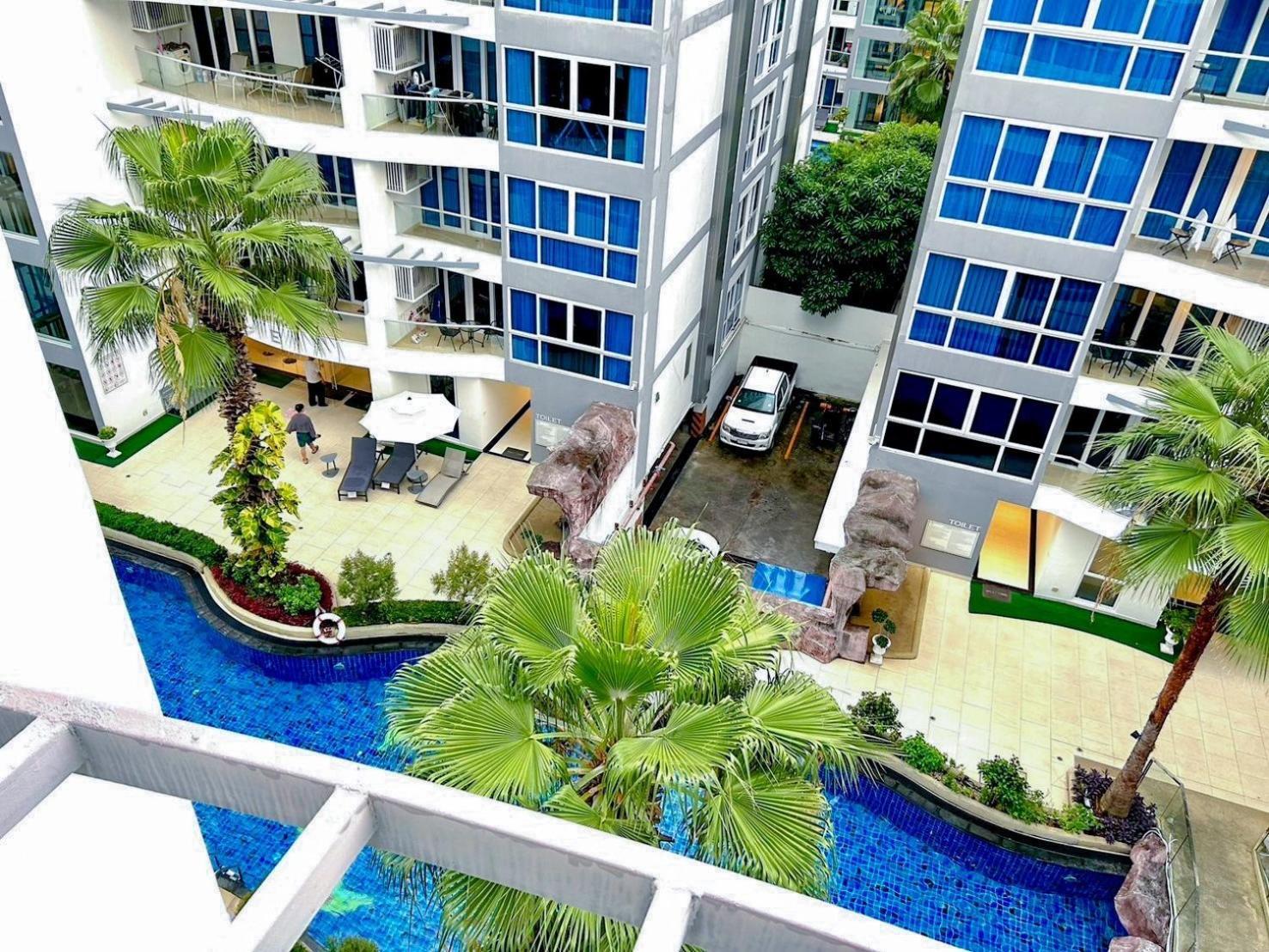 Grand Avenue Residence Condominium Паттая Екстер'єр фото