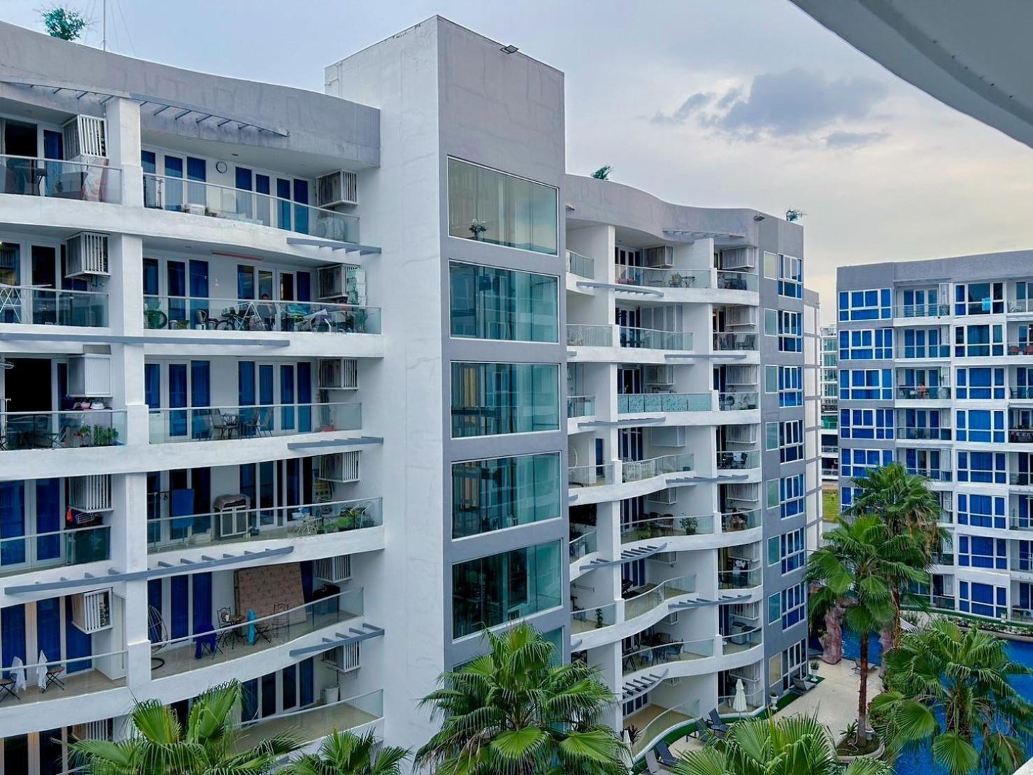 Grand Avenue Residence Condominium Паттая Екстер'єр фото