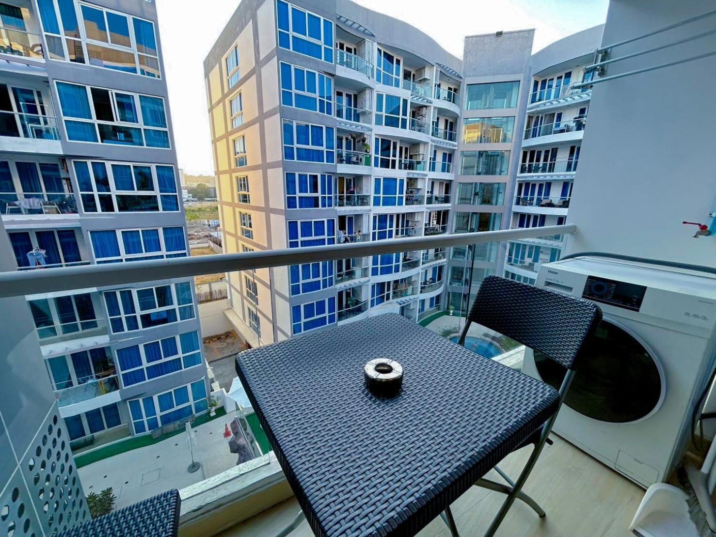 Grand Avenue Residence Condominium Паттая Екстер'єр фото