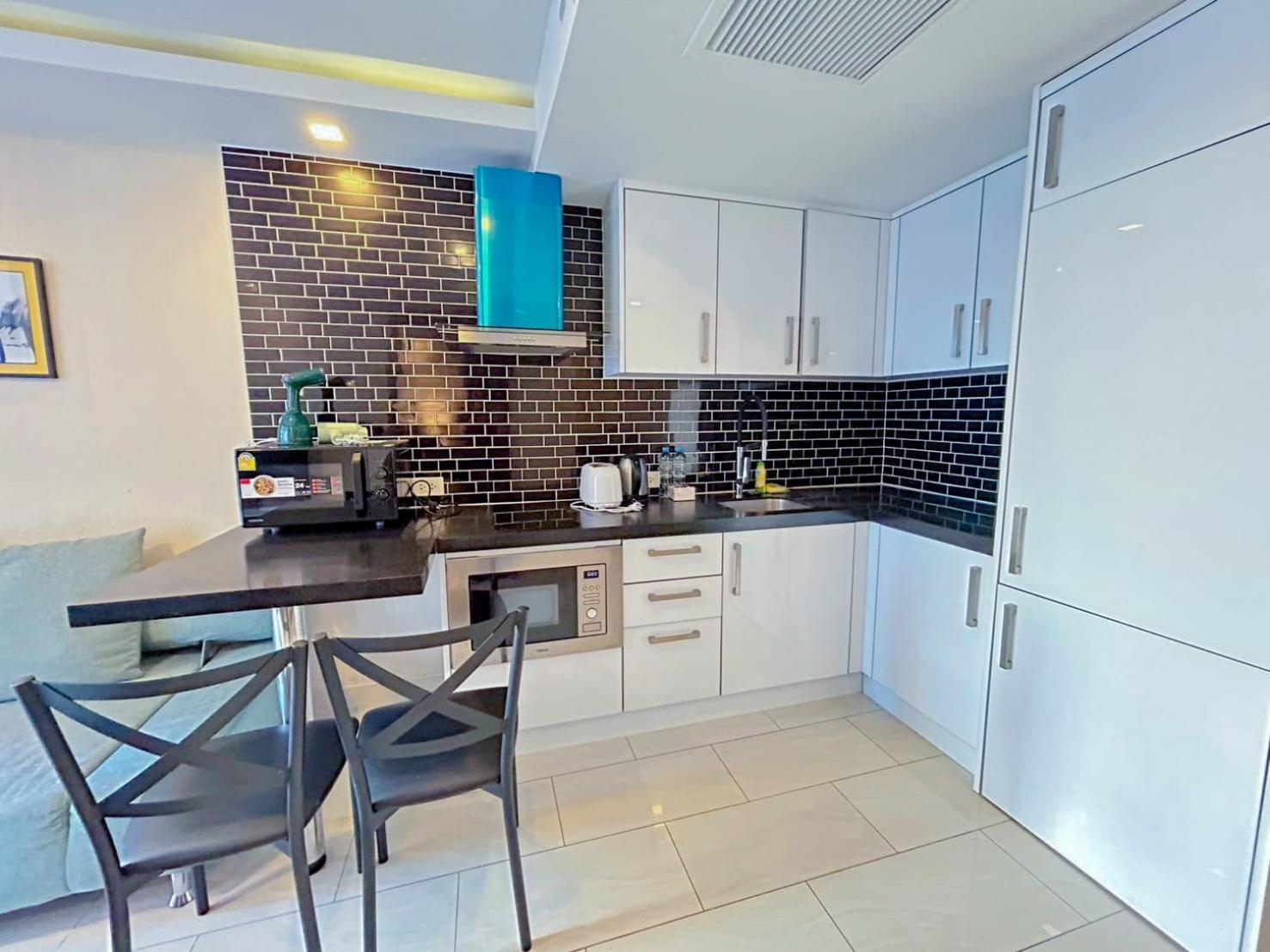 Grand Avenue Residence Condominium Паттая Екстер'єр фото